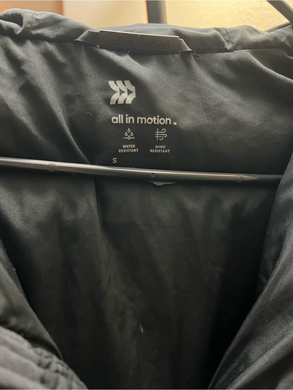 All in Motion Black Puffer Jacket Hooded Full Zip Water Wind Resistant